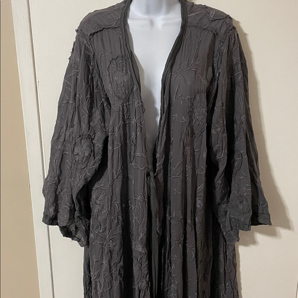 Magnolia Pearl Boho Embroidered/Appliqué Midi Kimono O/S - Picture 4 of 14